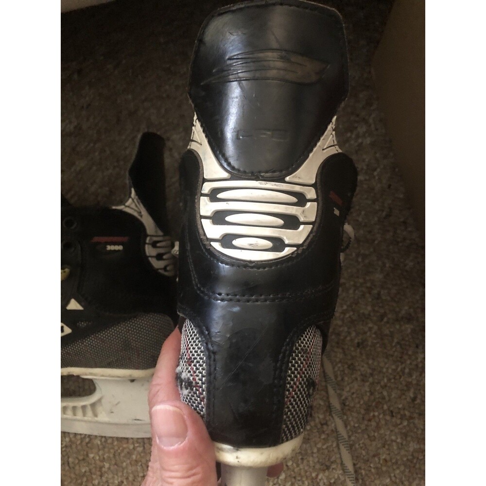 Bauer Supreme 3000 Youth Hockey Skates Black size 3.0-3.5 - Picture 11 of 14